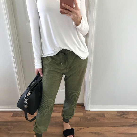 Lounging Rustic Joggers - Picture 7 of 8